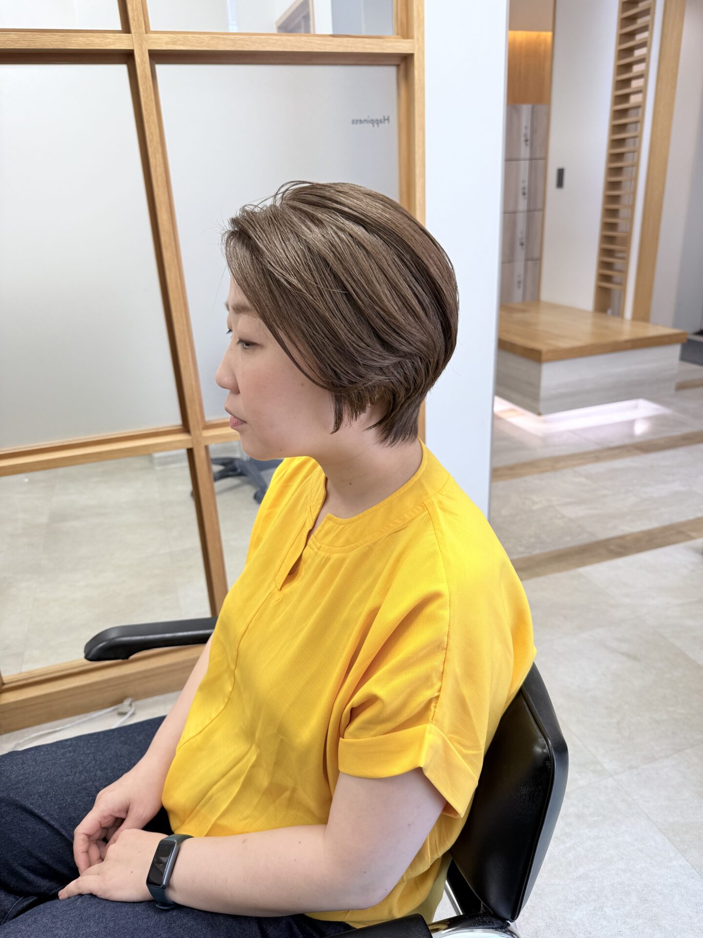 白髪ぼかしショート（2枚目）｜GO TODAY SHAiRE SALON福岡天神店