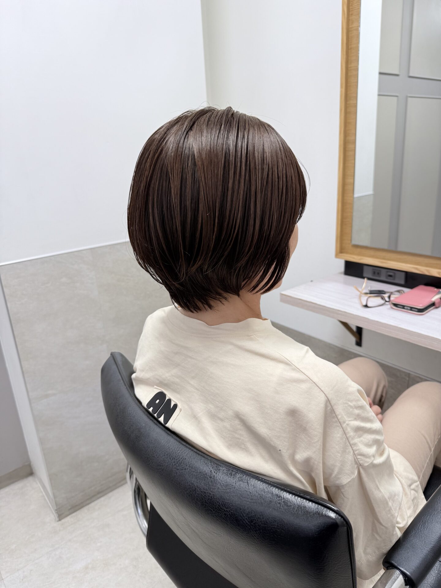 上品なショートヘア（2枚目）｜GO TODAY SHAiRE SALON福岡天神店