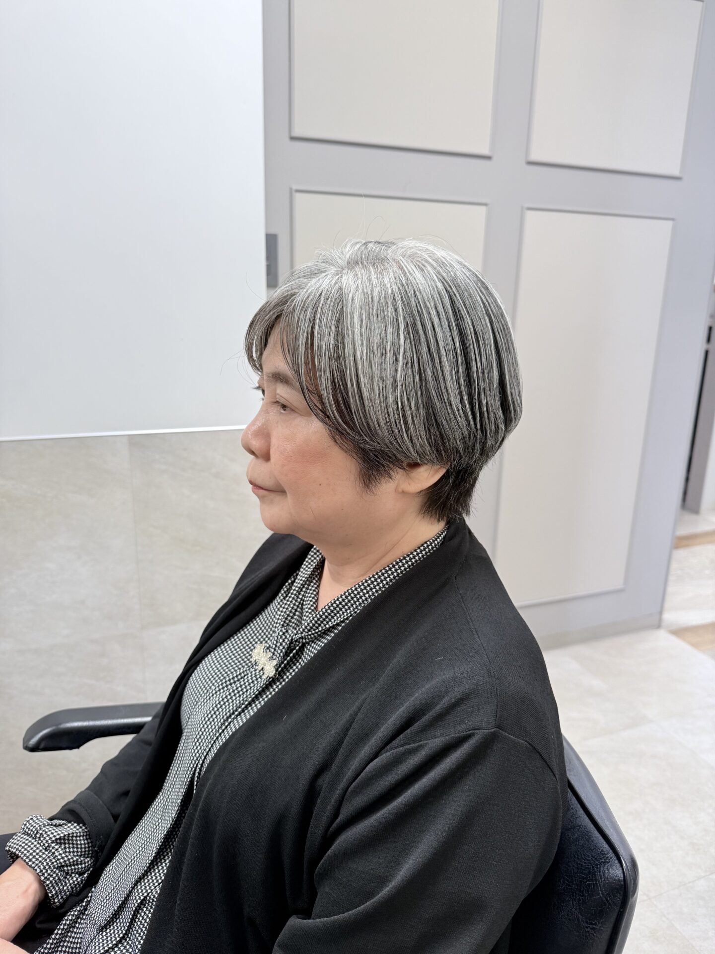 染めるのをやめても周りから褒められる（2枚目）｜GO TODAY SHAiRE SALON福岡天神店