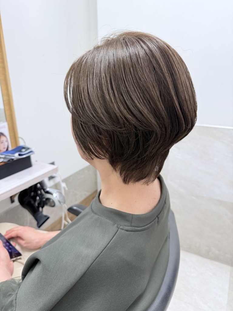 福岡県 hairlancerのヘアスタイル：5分で決まるショートヘア